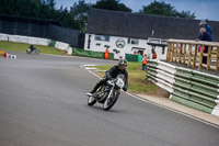 Vintage-motorcycle-club;eventdigitalimages;mallory-park;mallory-park-trackday-photographs;no-limits-trackdays;peter-wileman-photography;trackday-digital-images;trackday-photos;vmcc-festival-1000-bikes-photographs